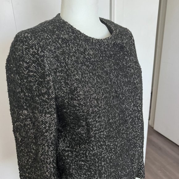 H&M Wool Blend Topcoat 2 Woven Black Formal Pockets Peacoat Collarless - Picture 3 of 5